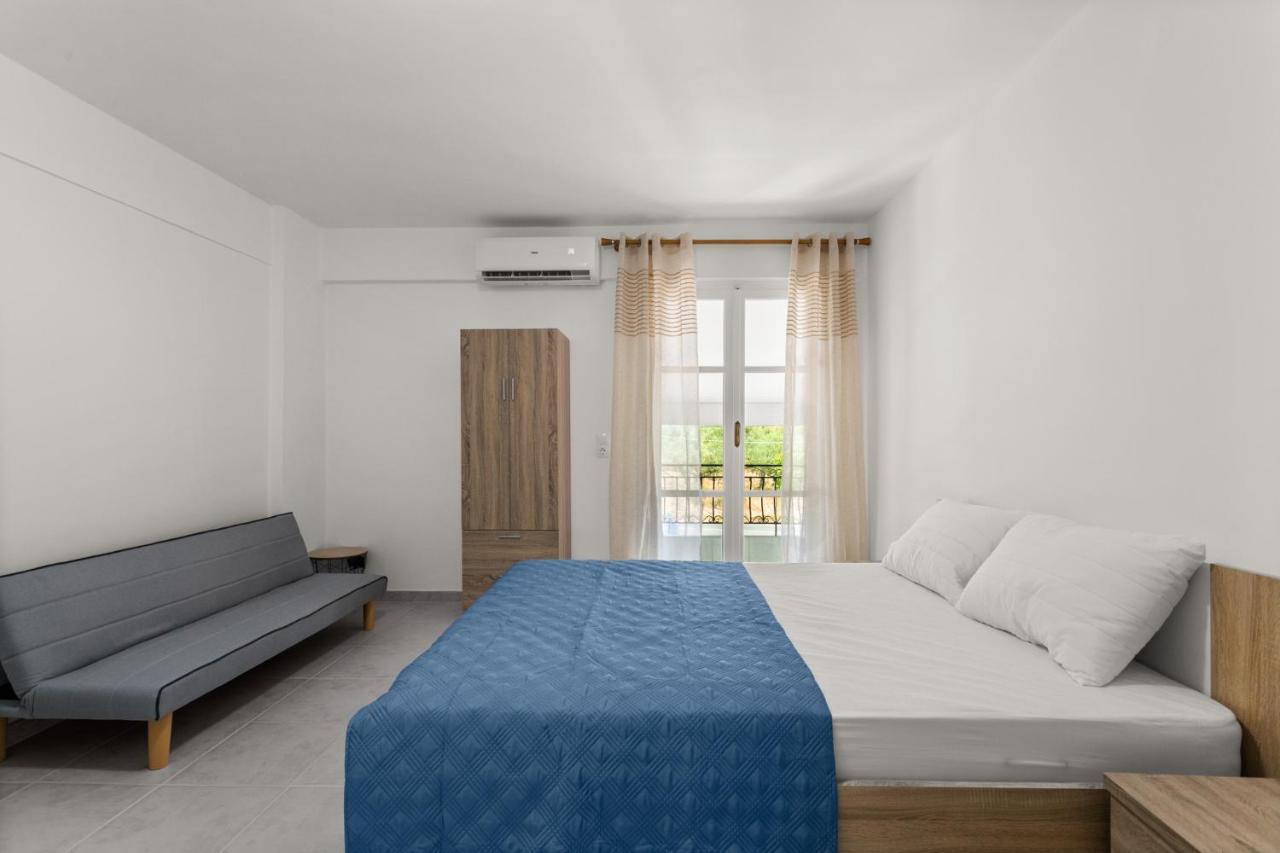 Lévktron Nikolas Apartments Stoupa מראה חיצוני תמונה