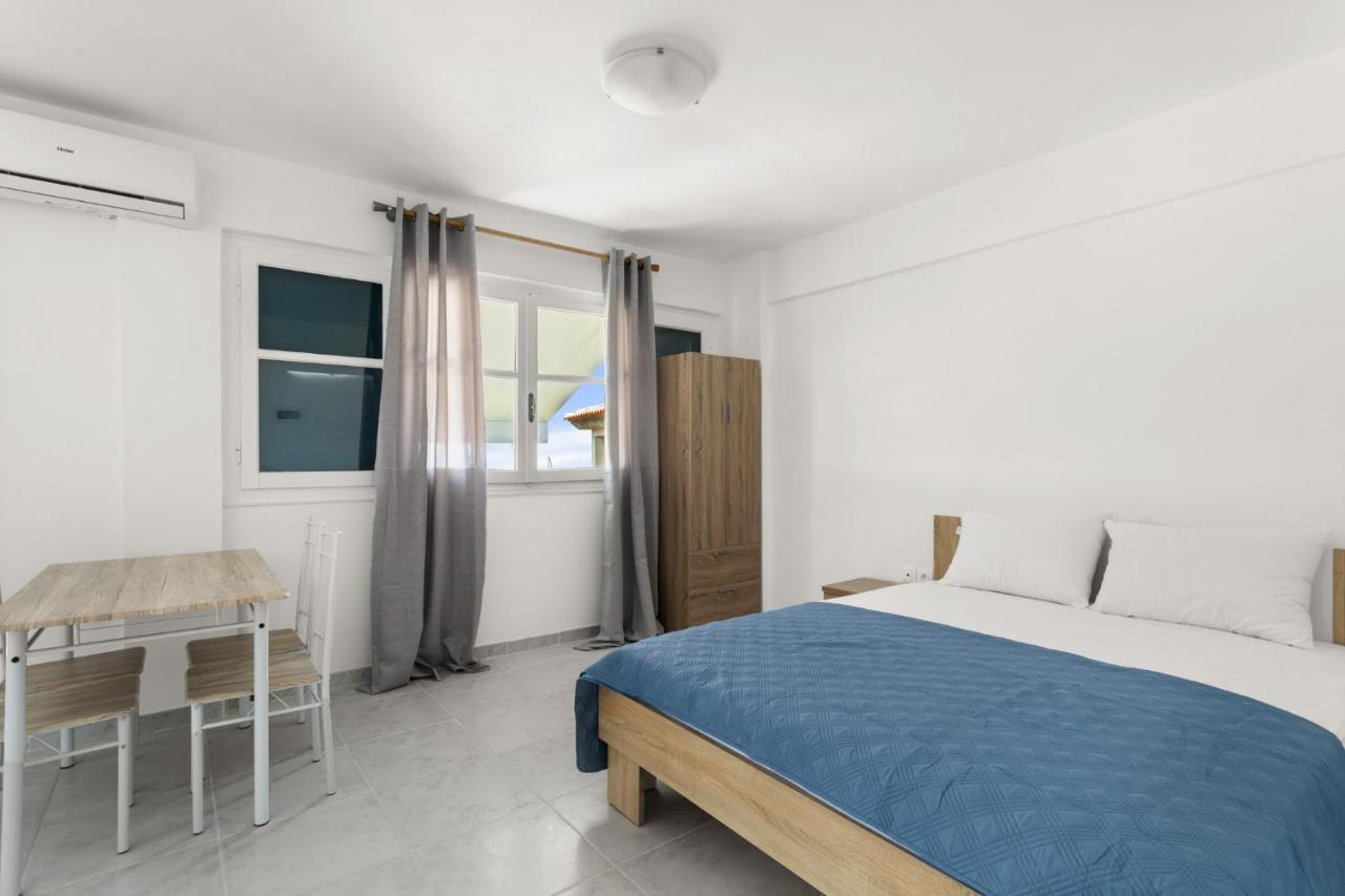 Lévktron Nikolas Apartments Stoupa מראה חיצוני תמונה